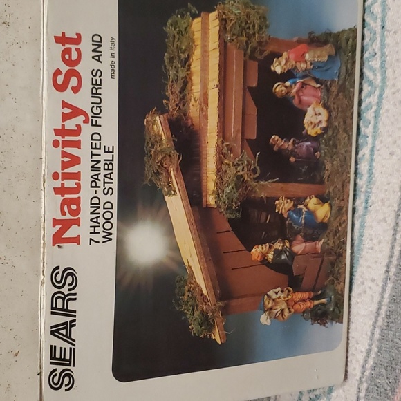 Sears hand painted nativity set - Picture 6 of 6